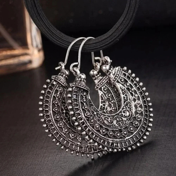 Ethnic Silver Yoga Filigree Crescent Hoop Earrings - Picture 1 of 2
